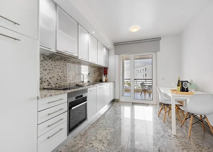 Marina Elegance By Lagos